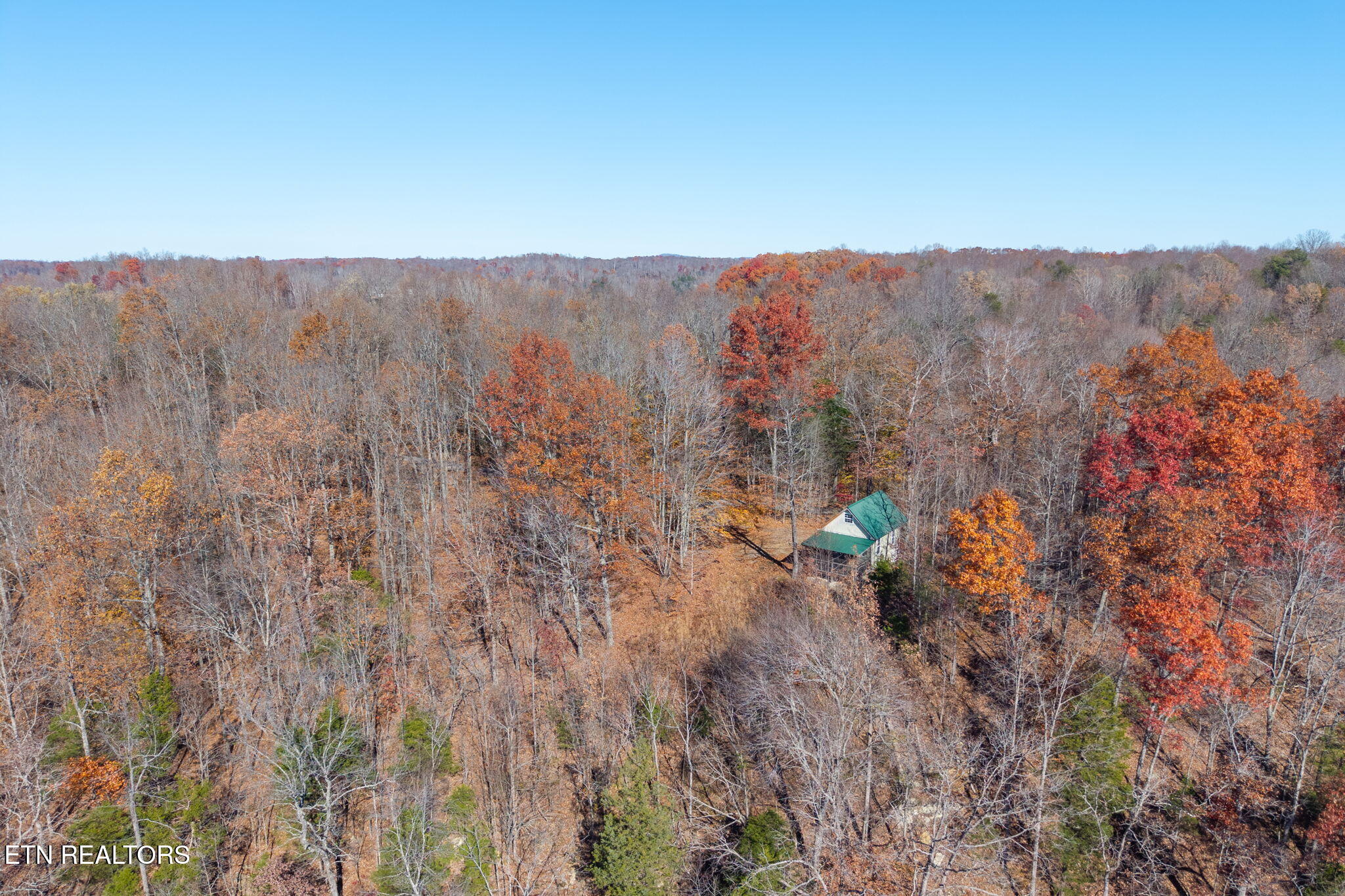 main property photo 8