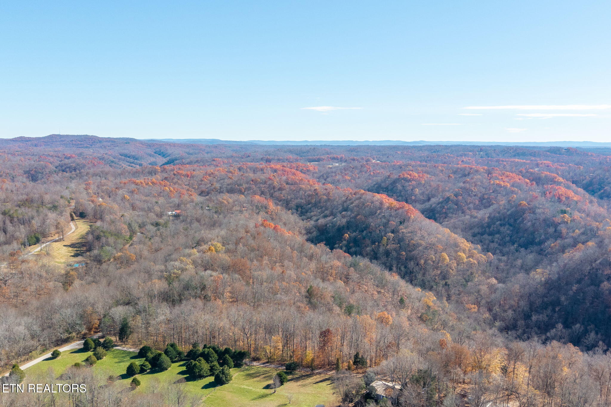 main property photo 9