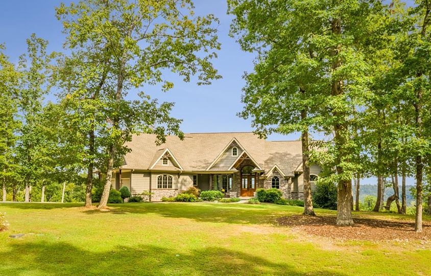 527 Lookout Crest Ln, Lookout Mountain, GA 30750