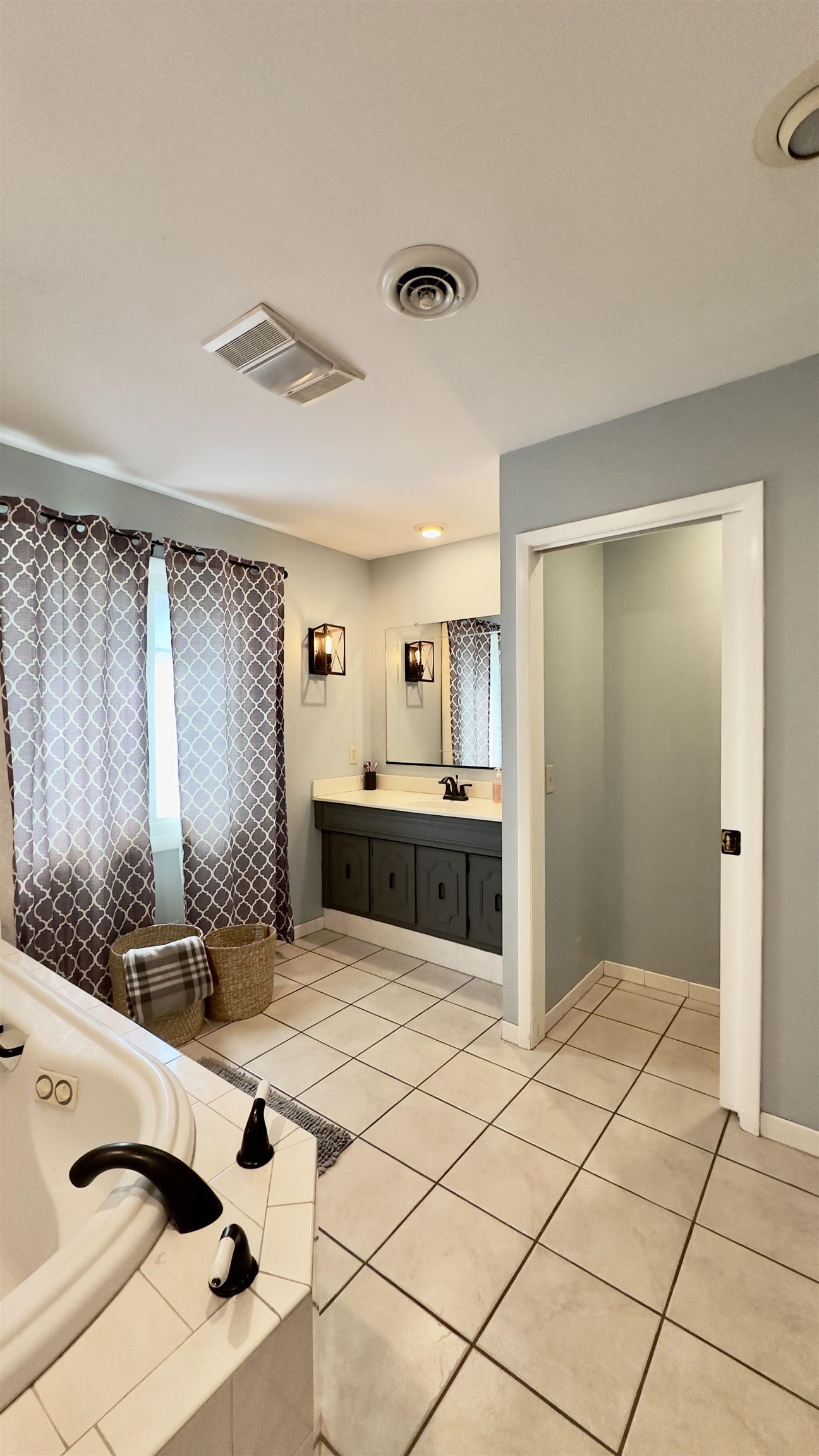 property viewer photo 16