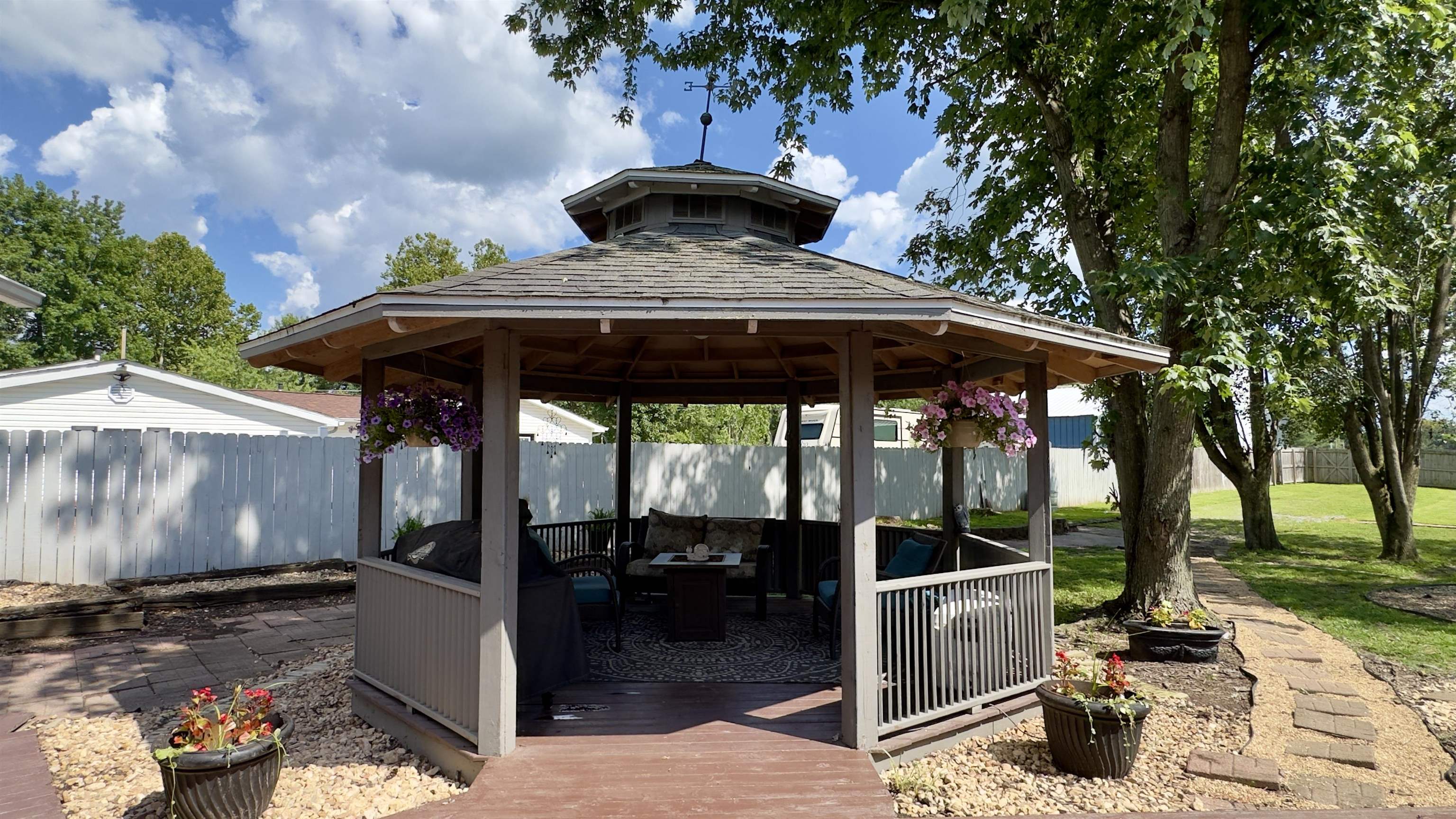 property viewer photo 26