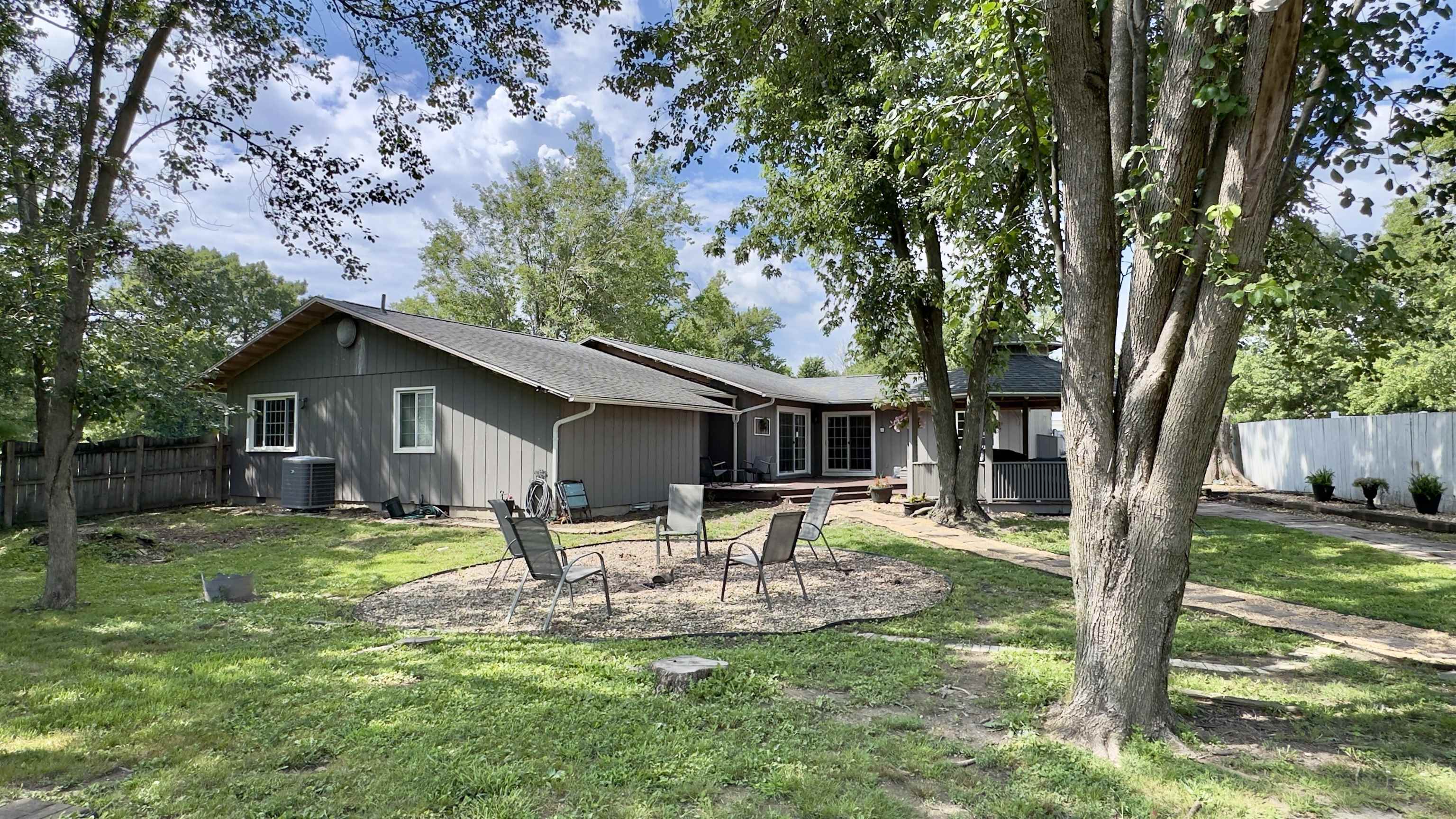 property viewer photo 28