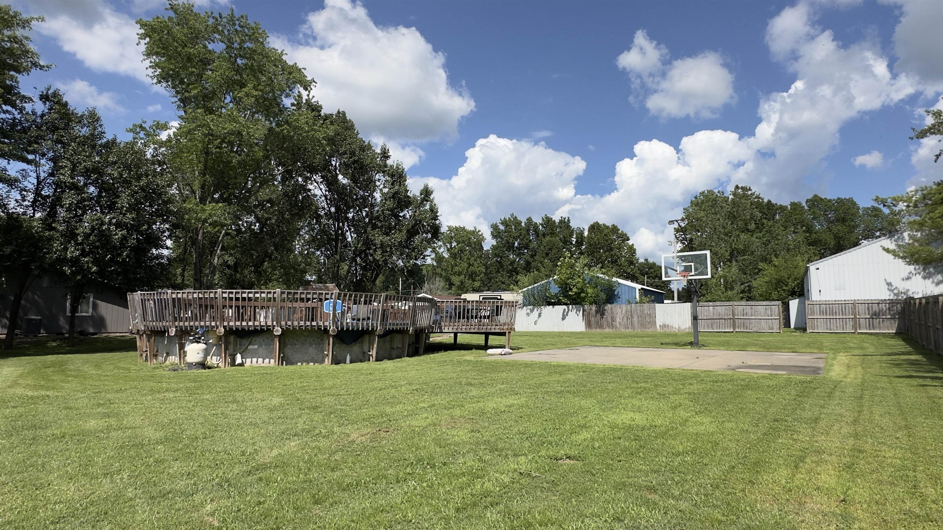 property viewer photo 31
