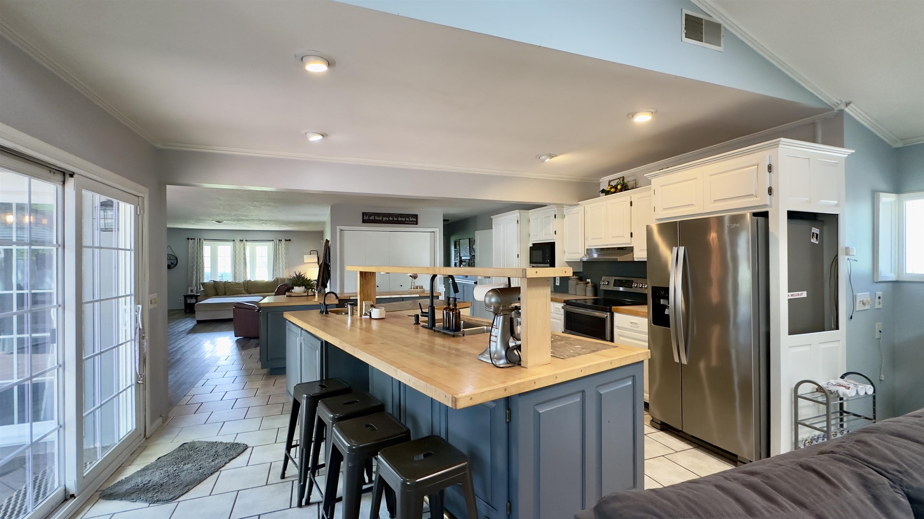 property viewer photo 6