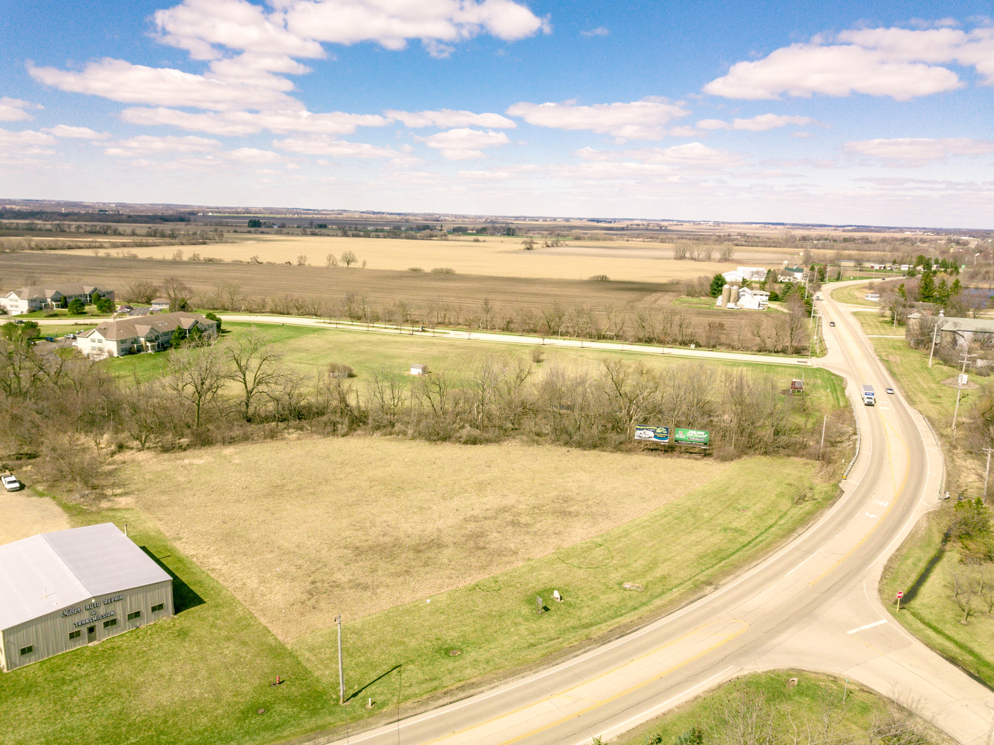 main property photo 3