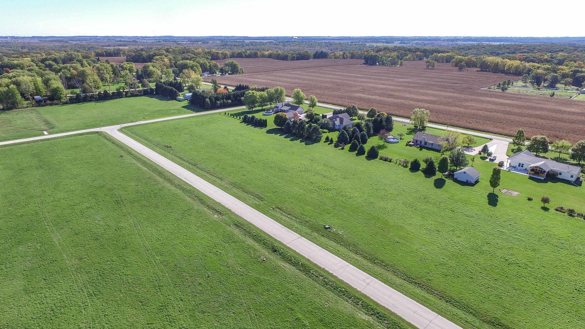 main property photo 9