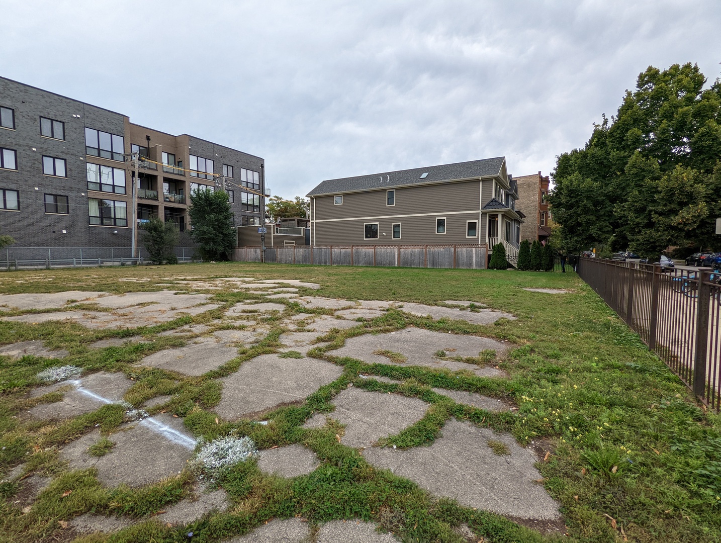 main property photo 5