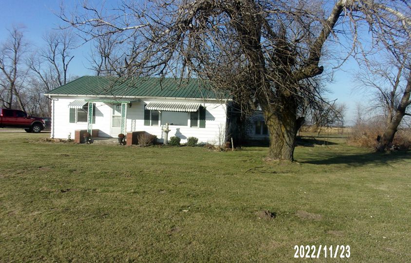 2773 W 5000 S Rd, Kankakee, IL 60901