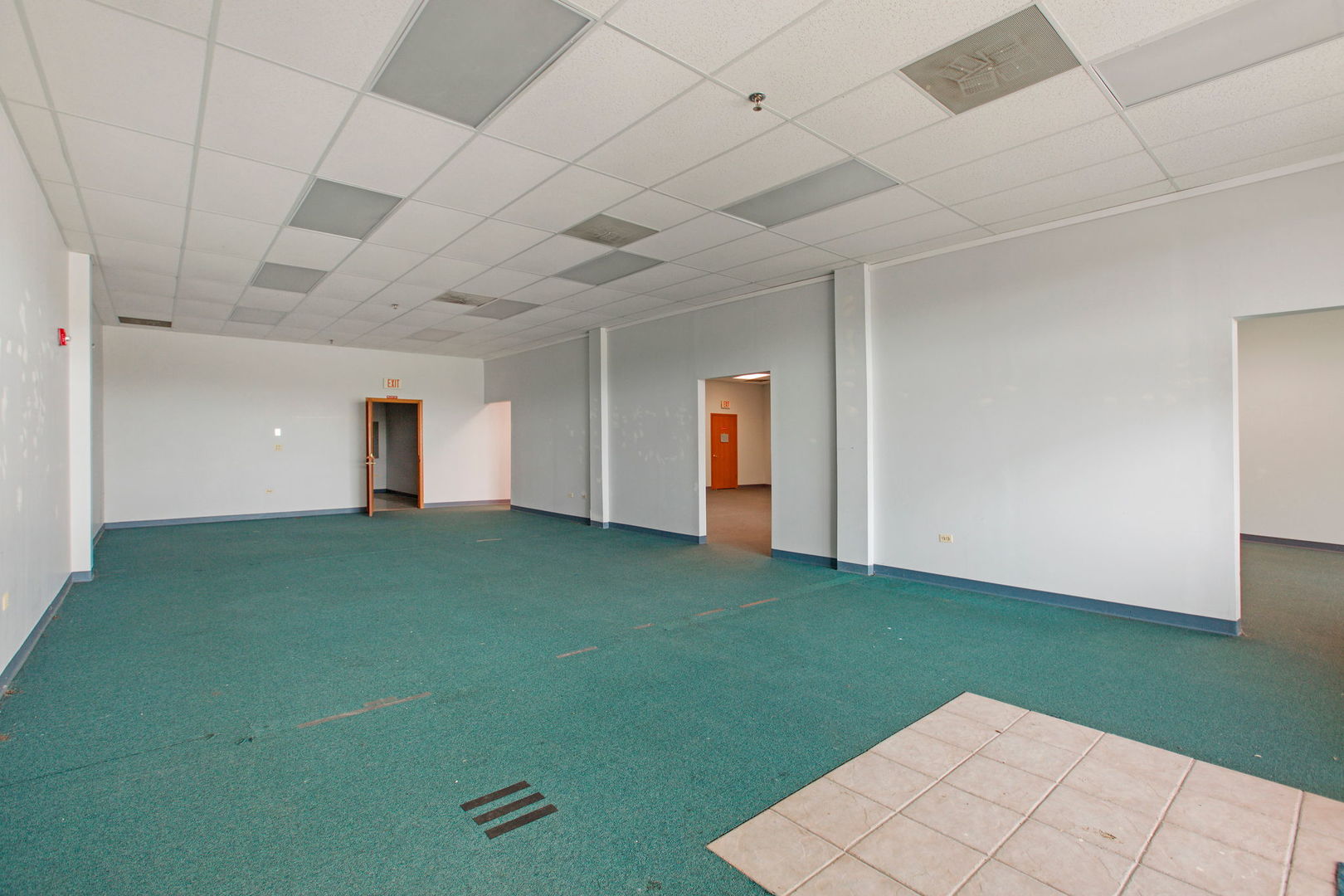 main property photo 14