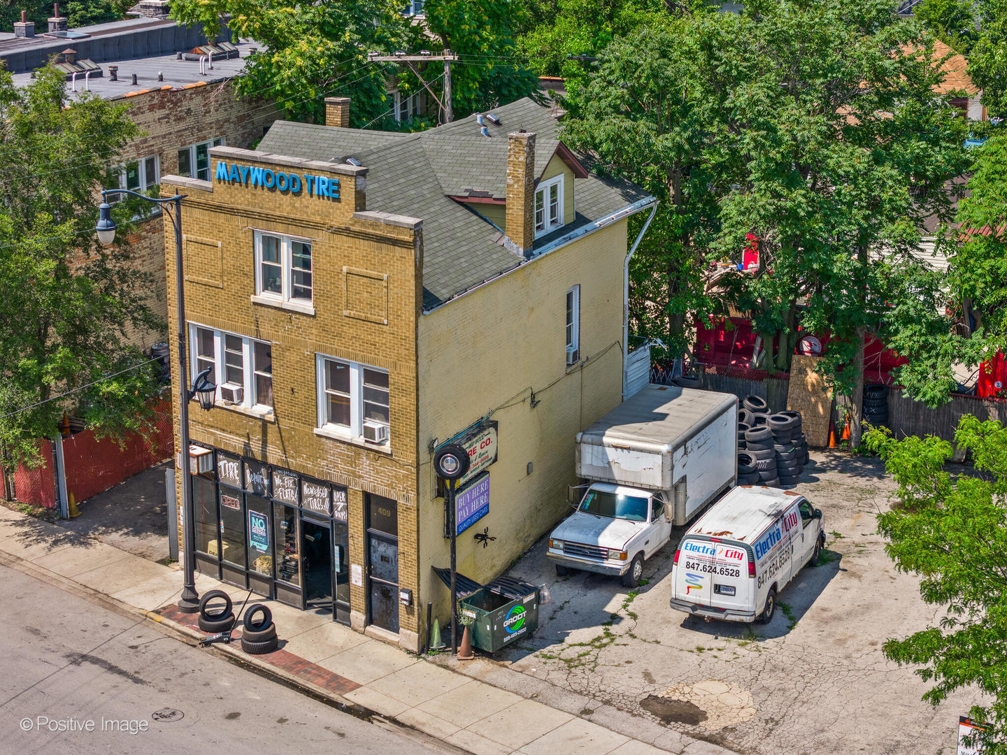 main property photo 4