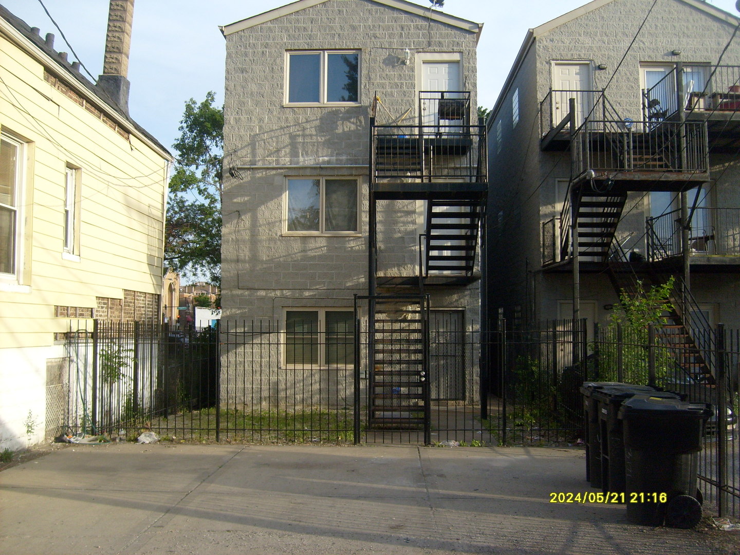 main property photo 20