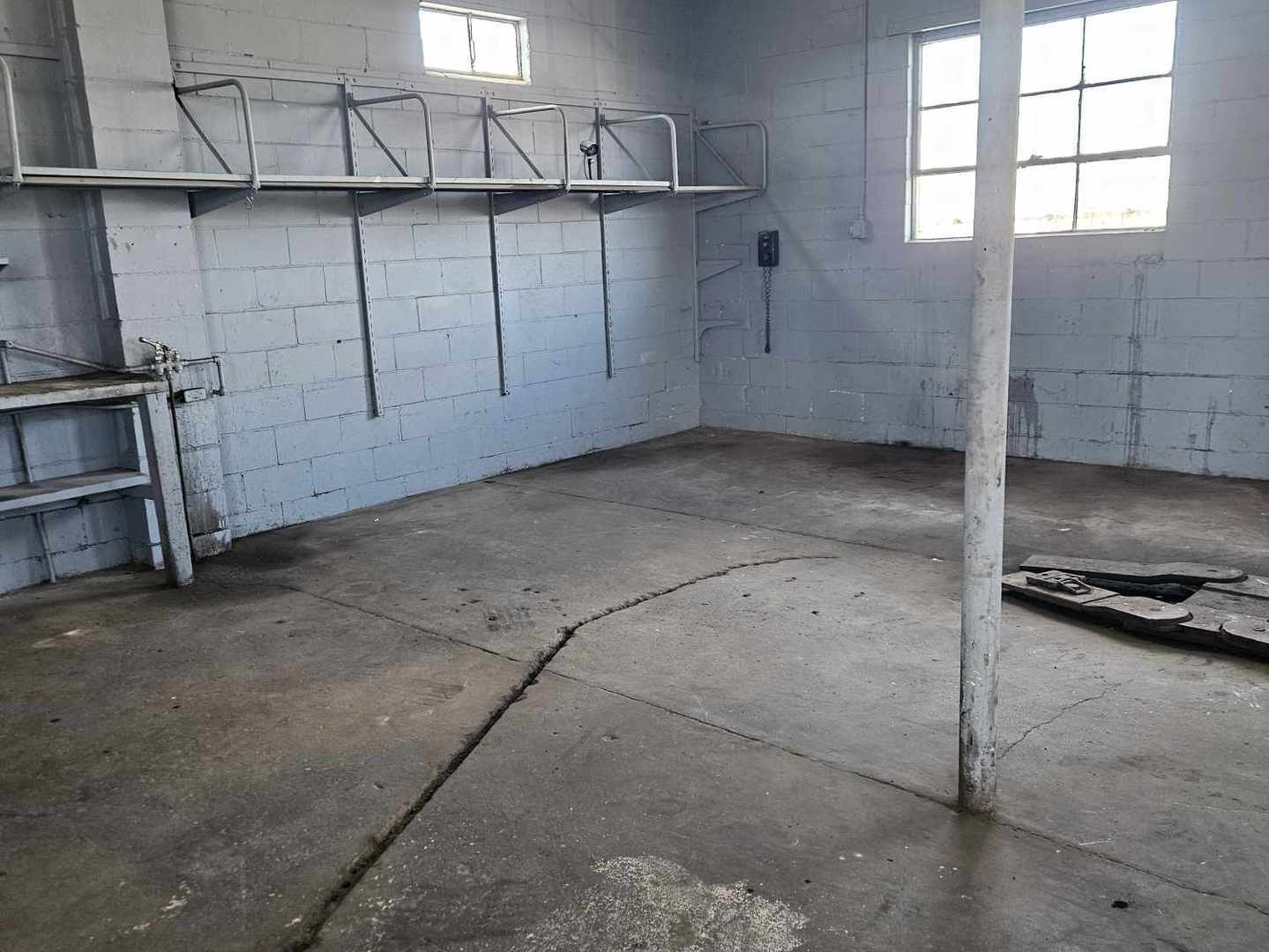 main property photo 12