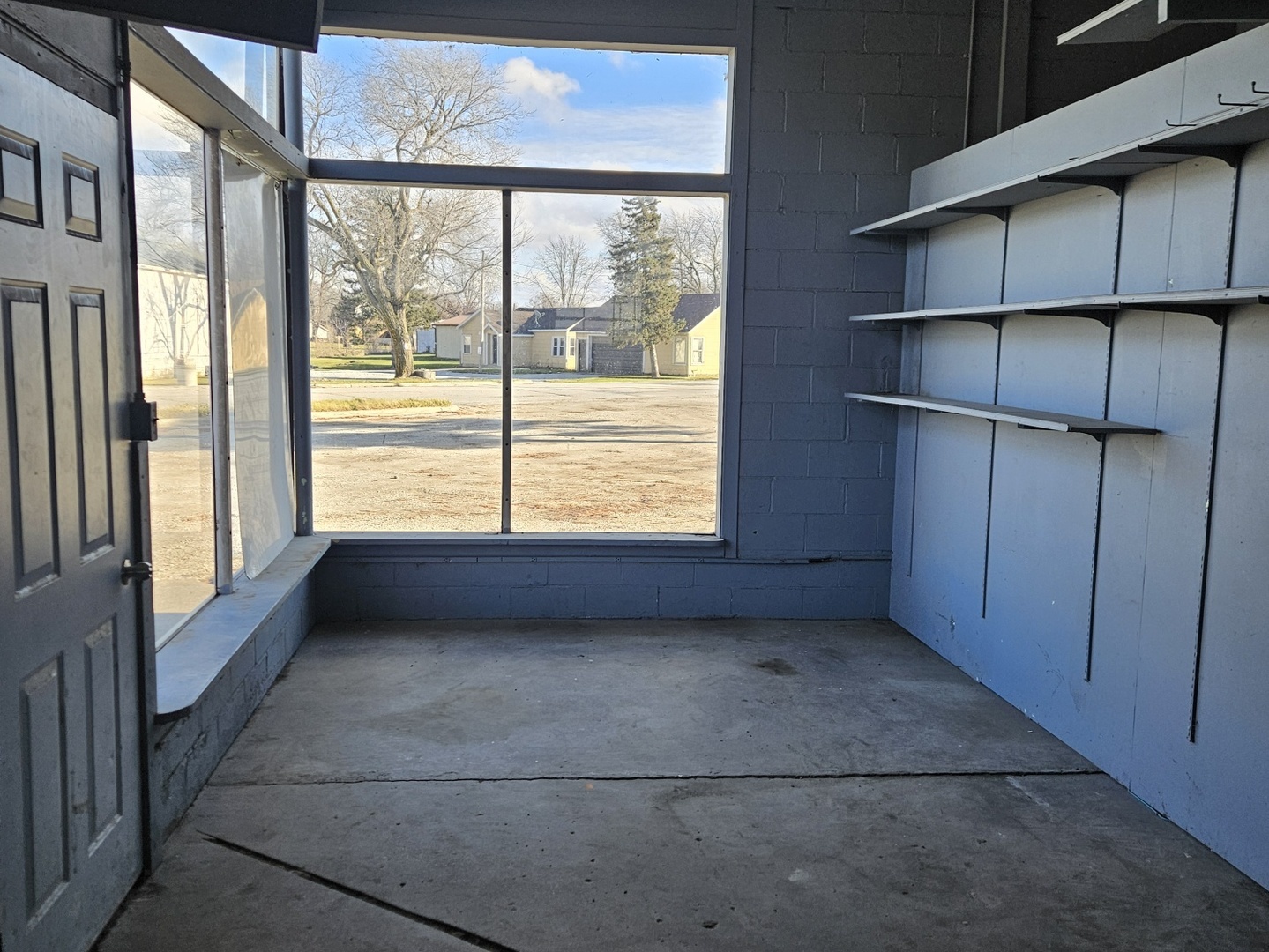 main property photo 16