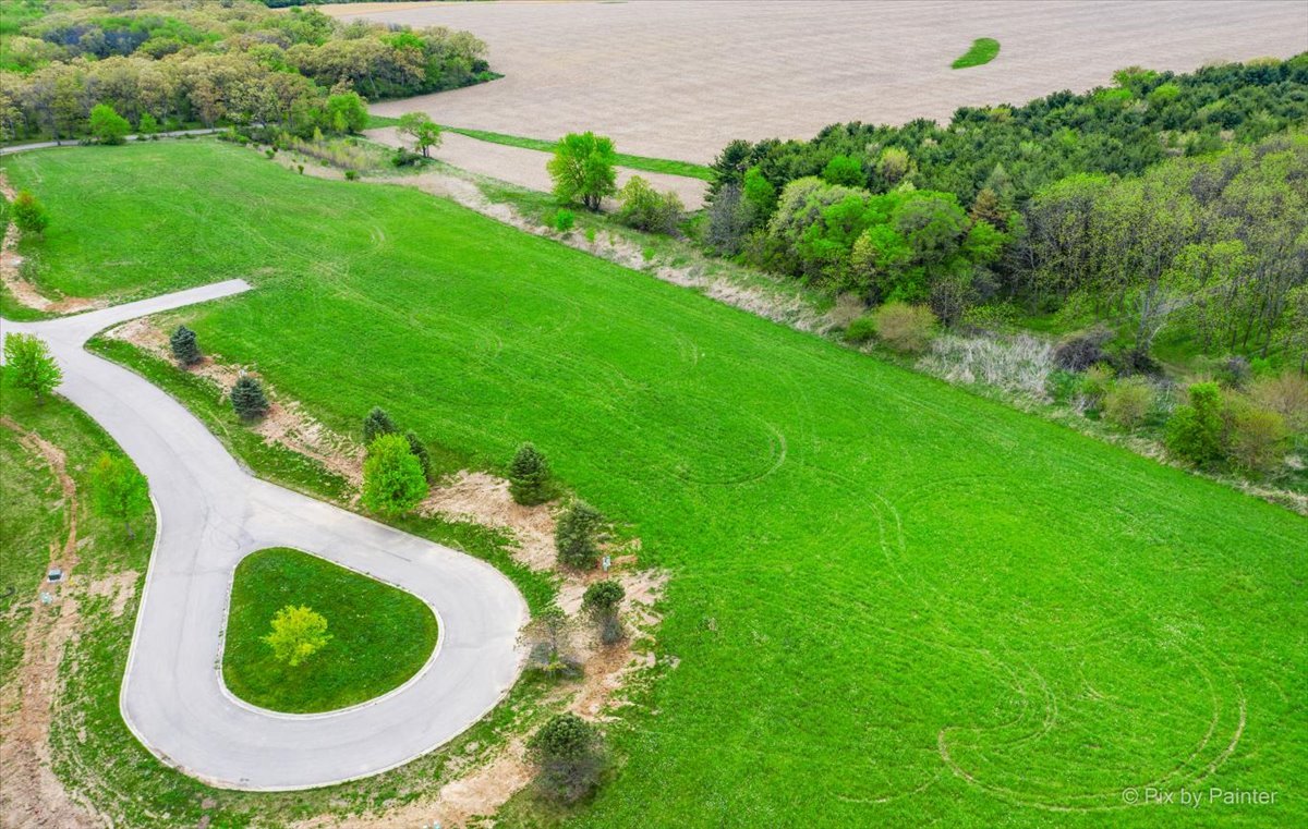 main property photo 16
