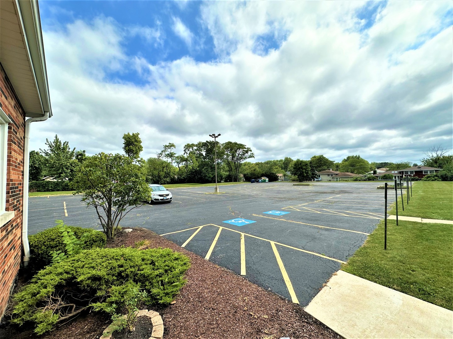 main property photo 16