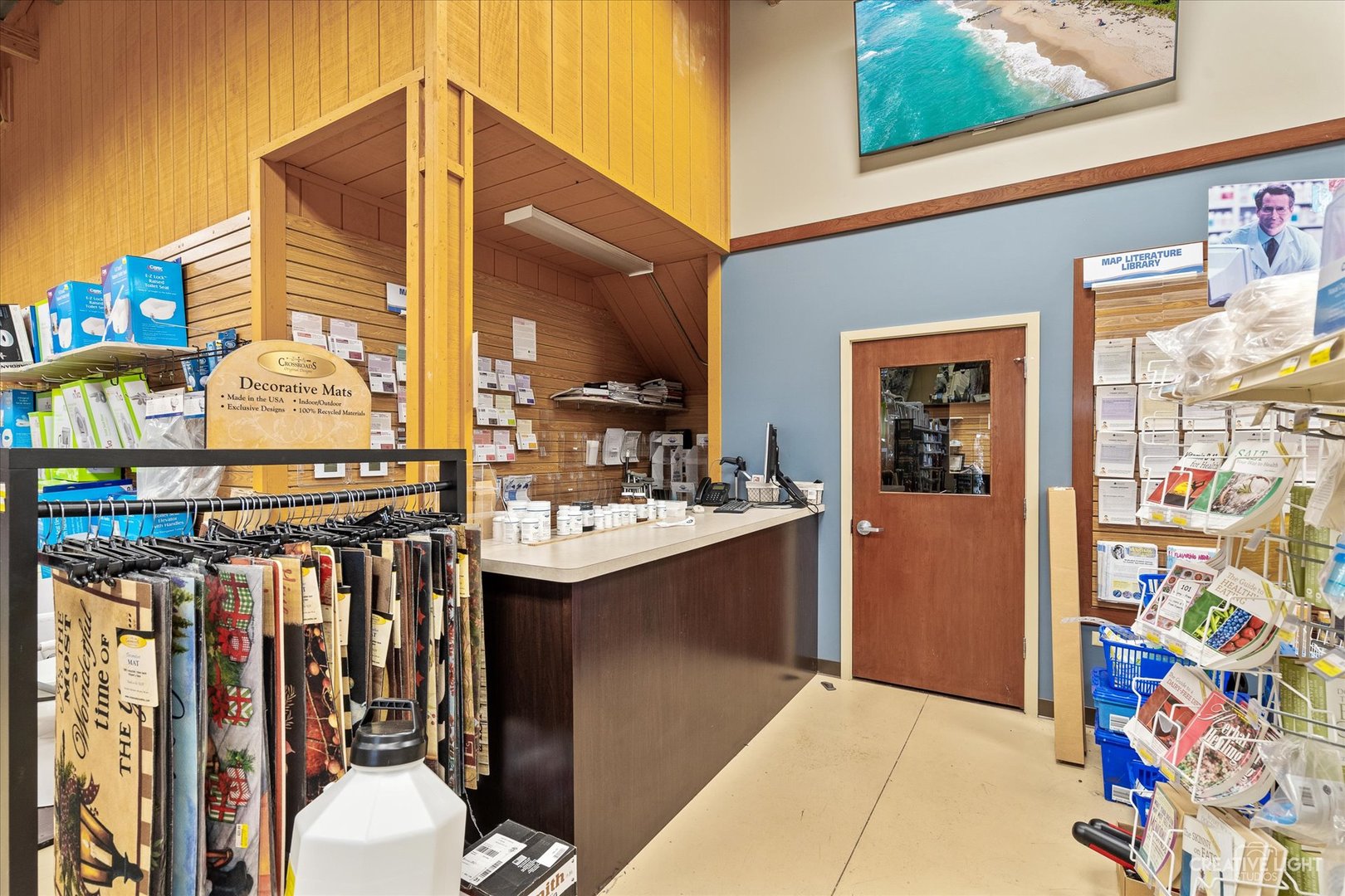 main property photo 20