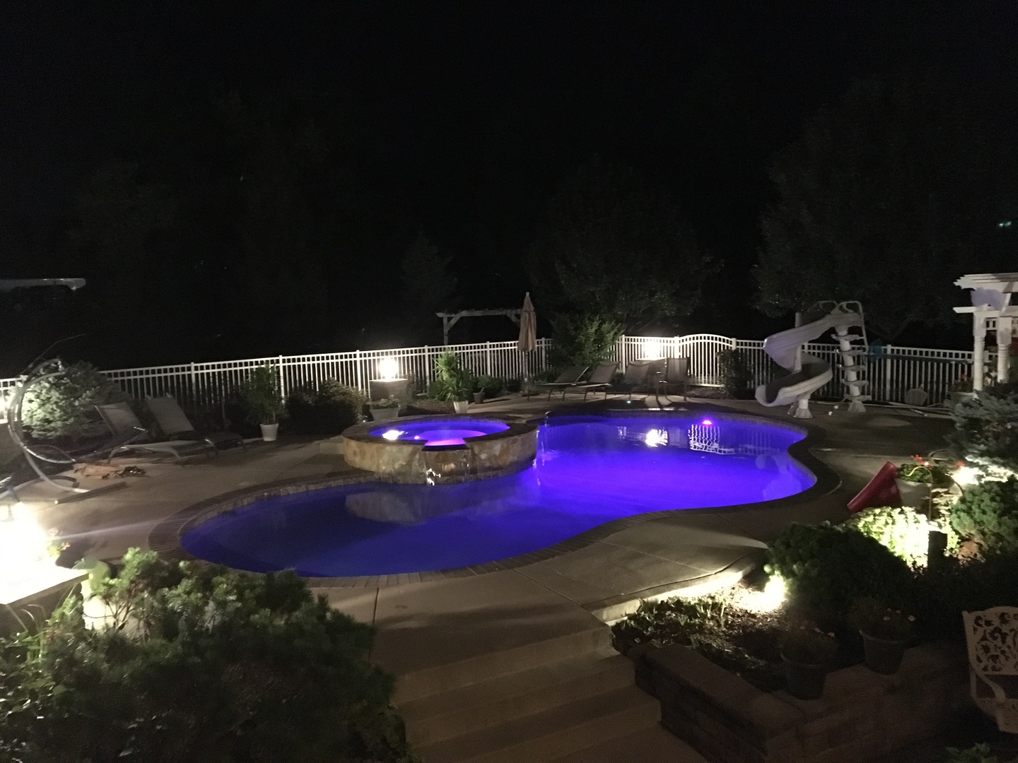 main property photo 45