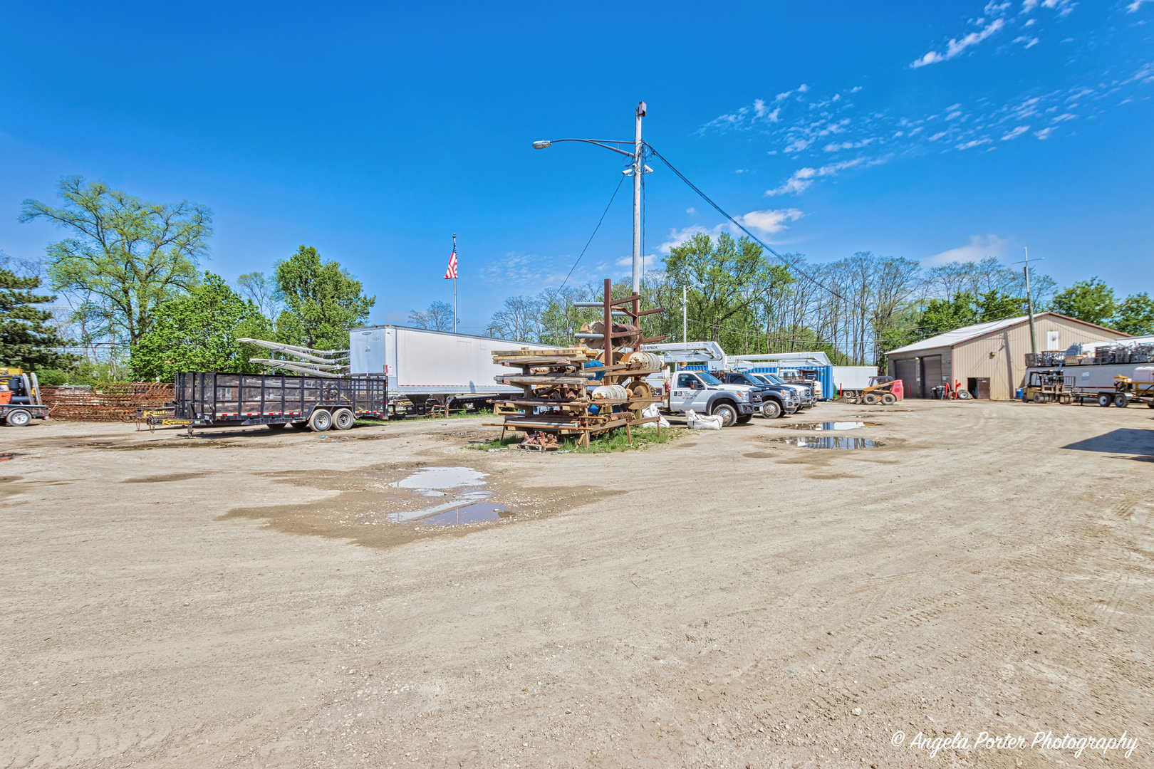 main property photo 25
