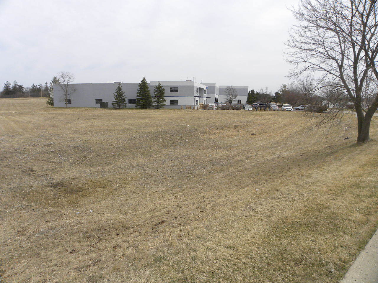 main property photo 3