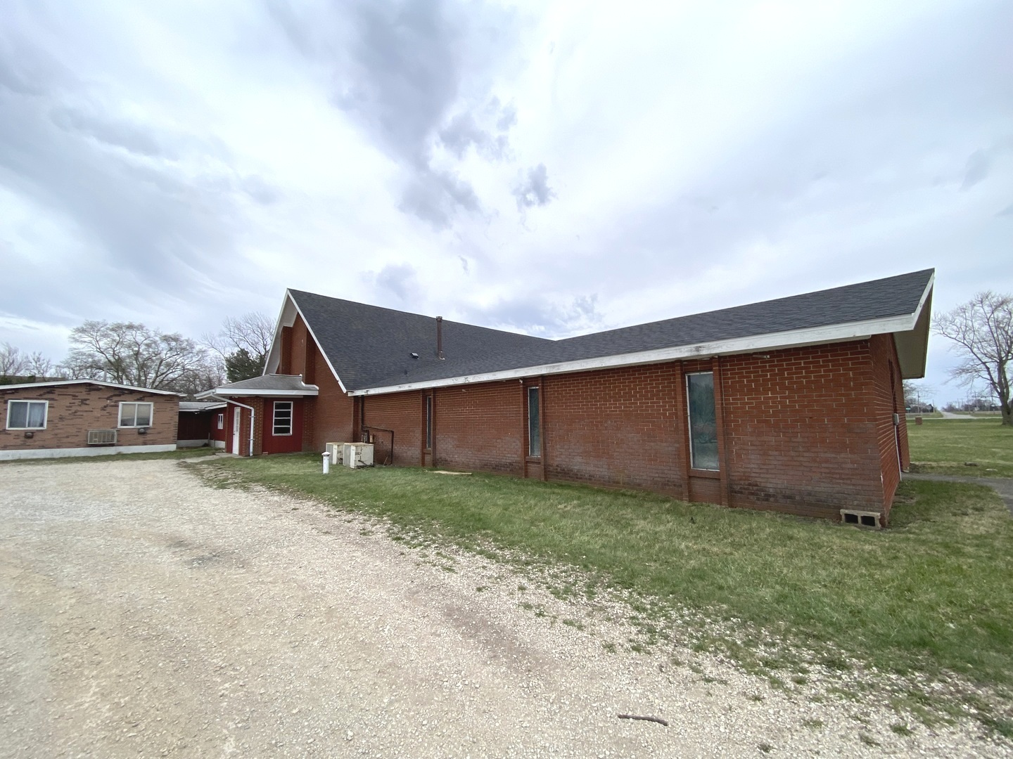 main property photo 7