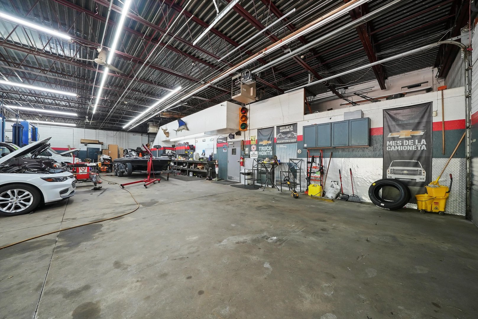 main property photo 17