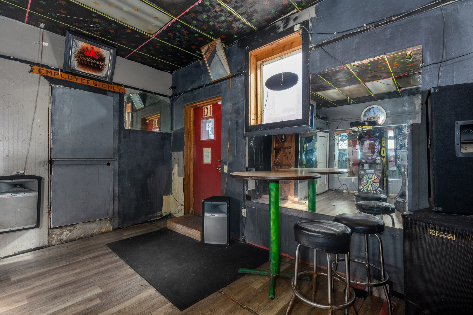 main property photo 17