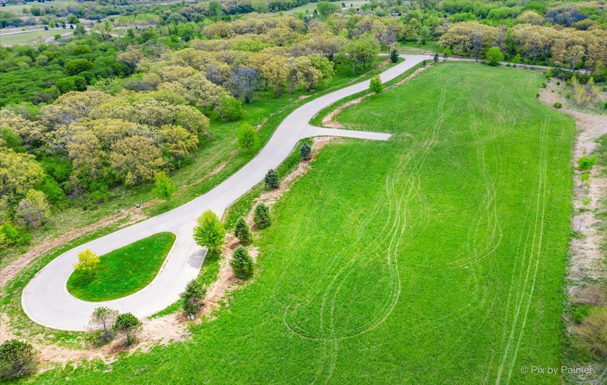 main property photo 18