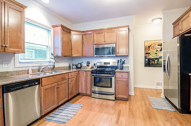 property viewer photo 1