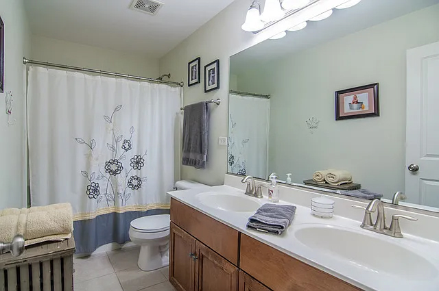 property viewer photo 13