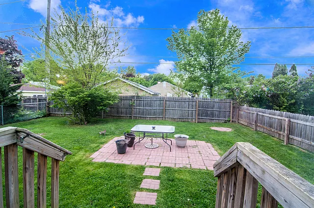 property viewer photo 15