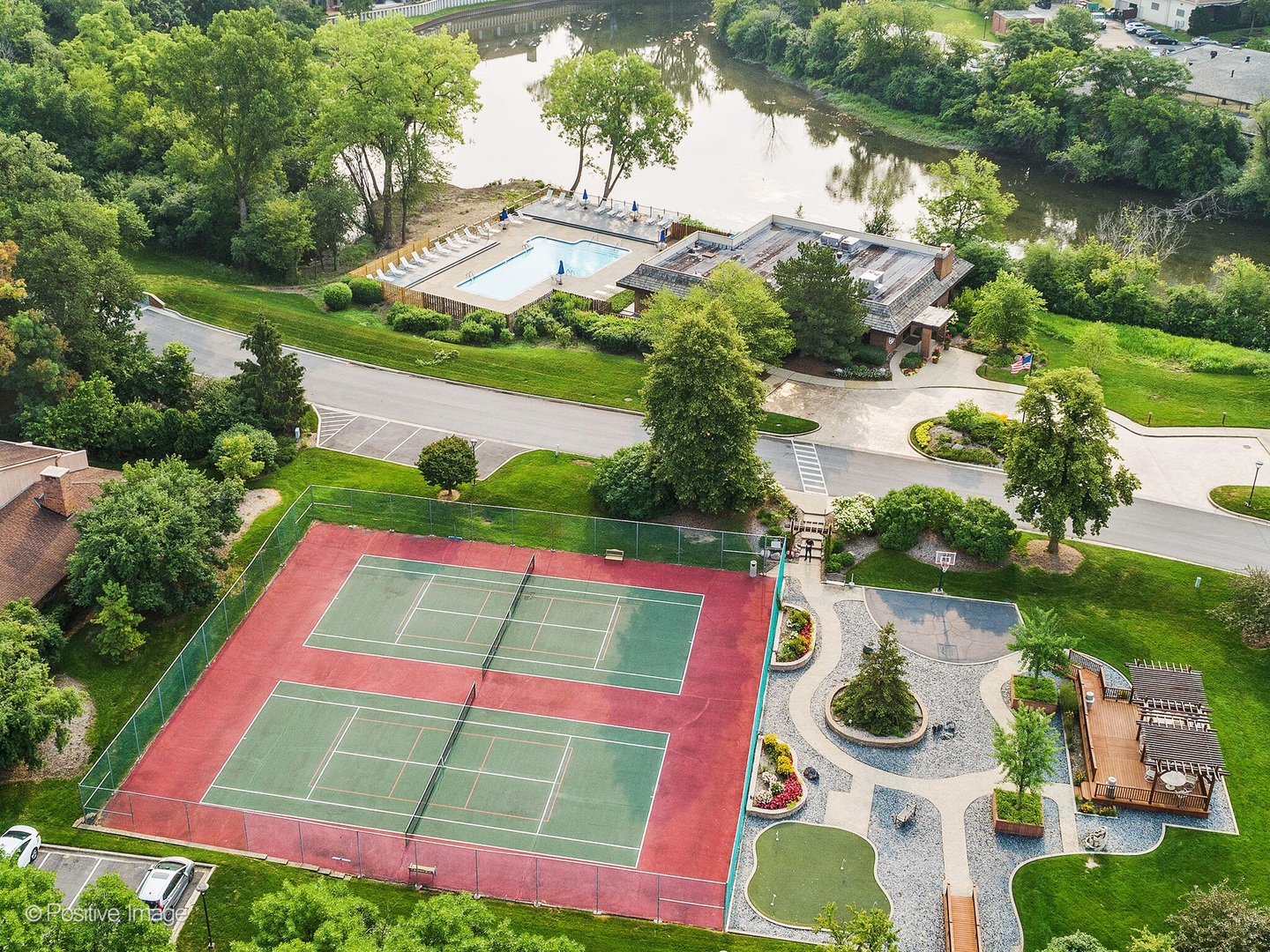 main property photo 23