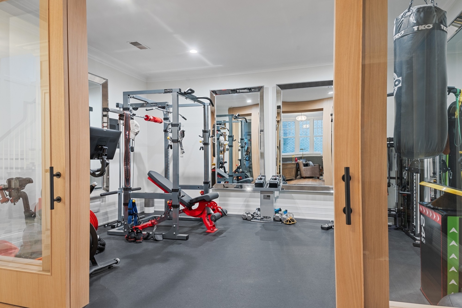 property viewer photo 47