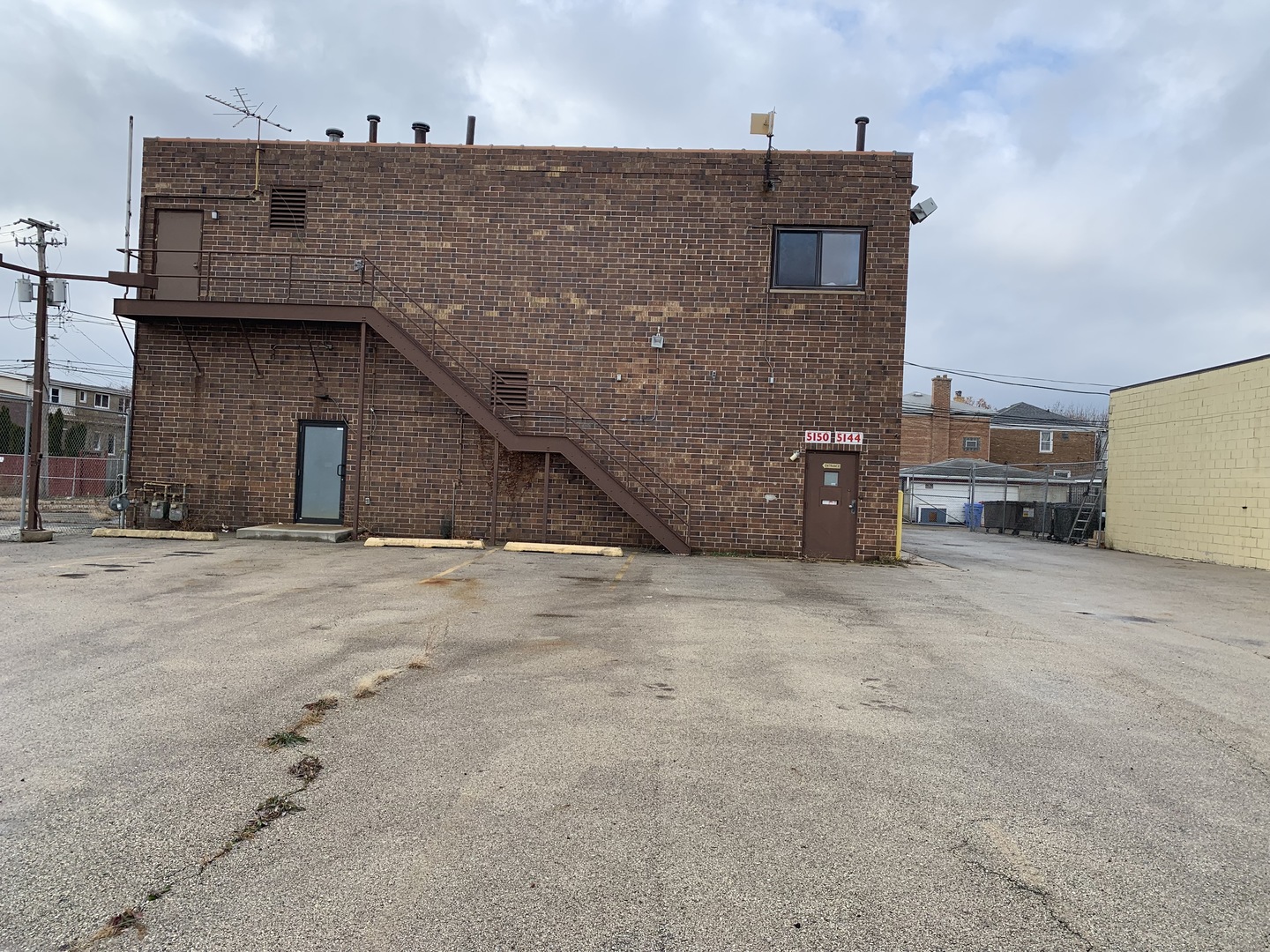 main property photo 4