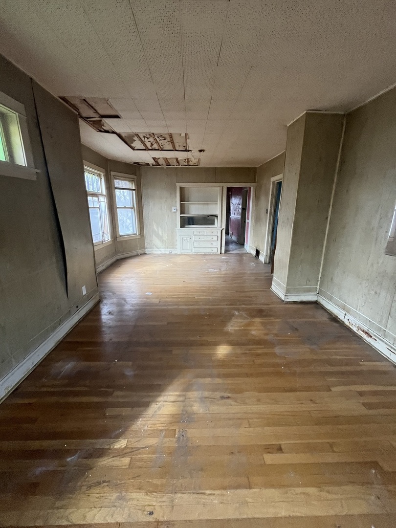 property viewer photo 10
