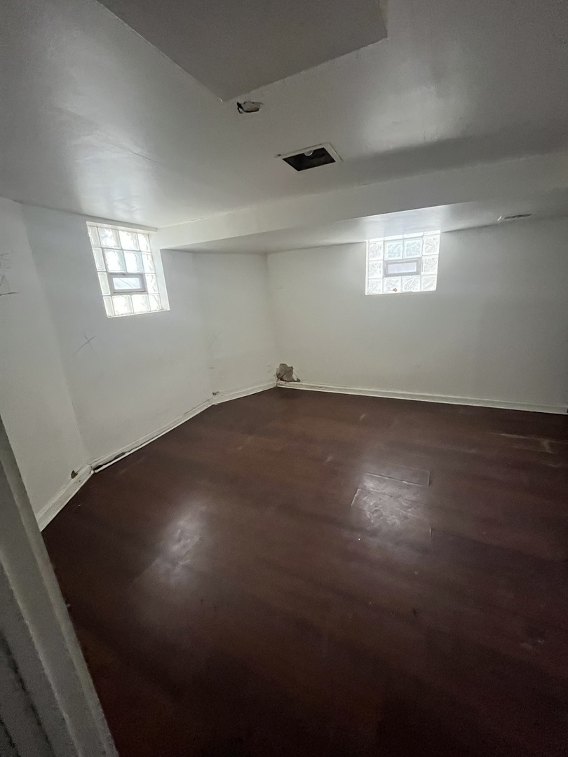 property viewer photo 18