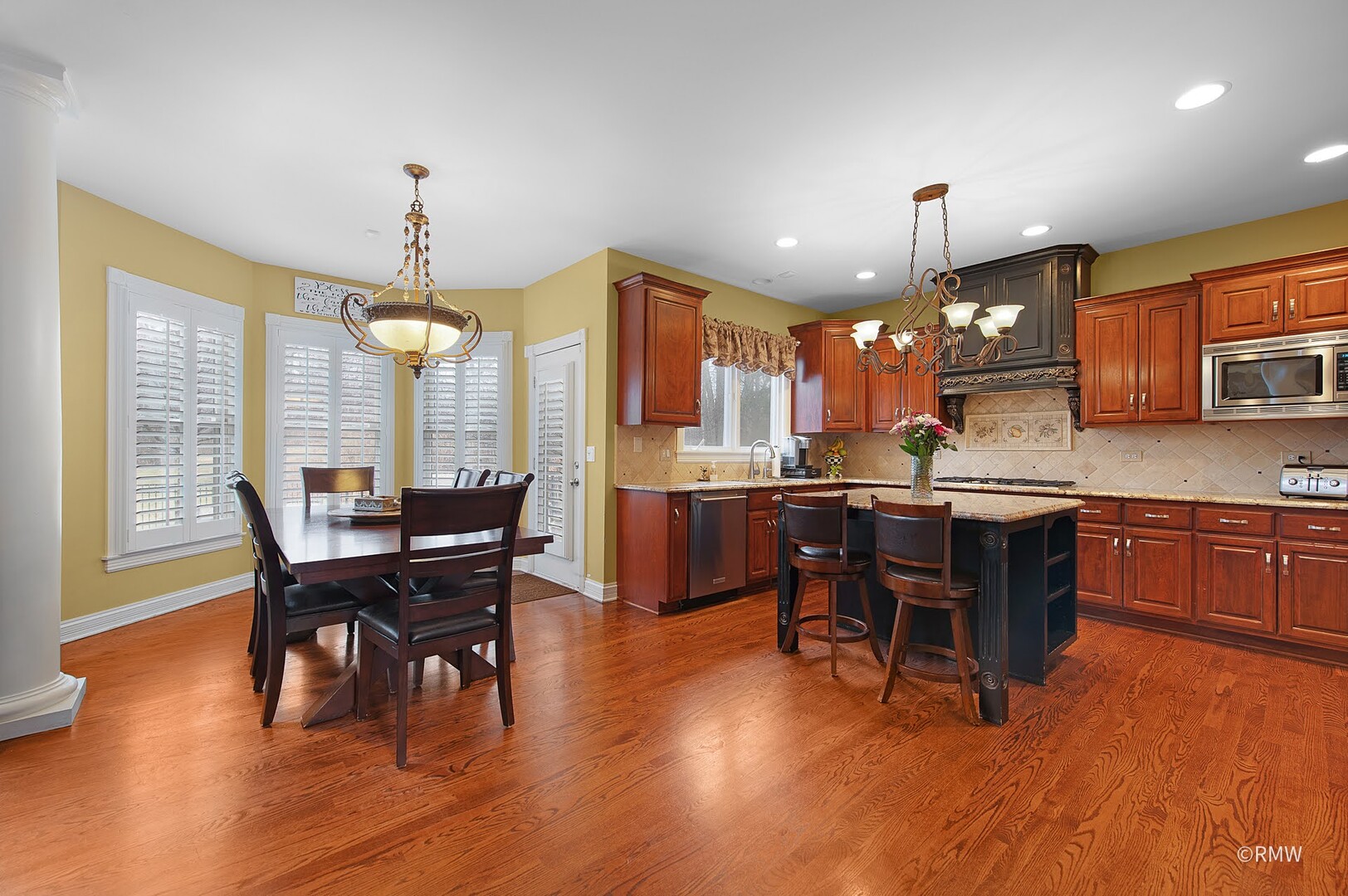 property viewer photo 11