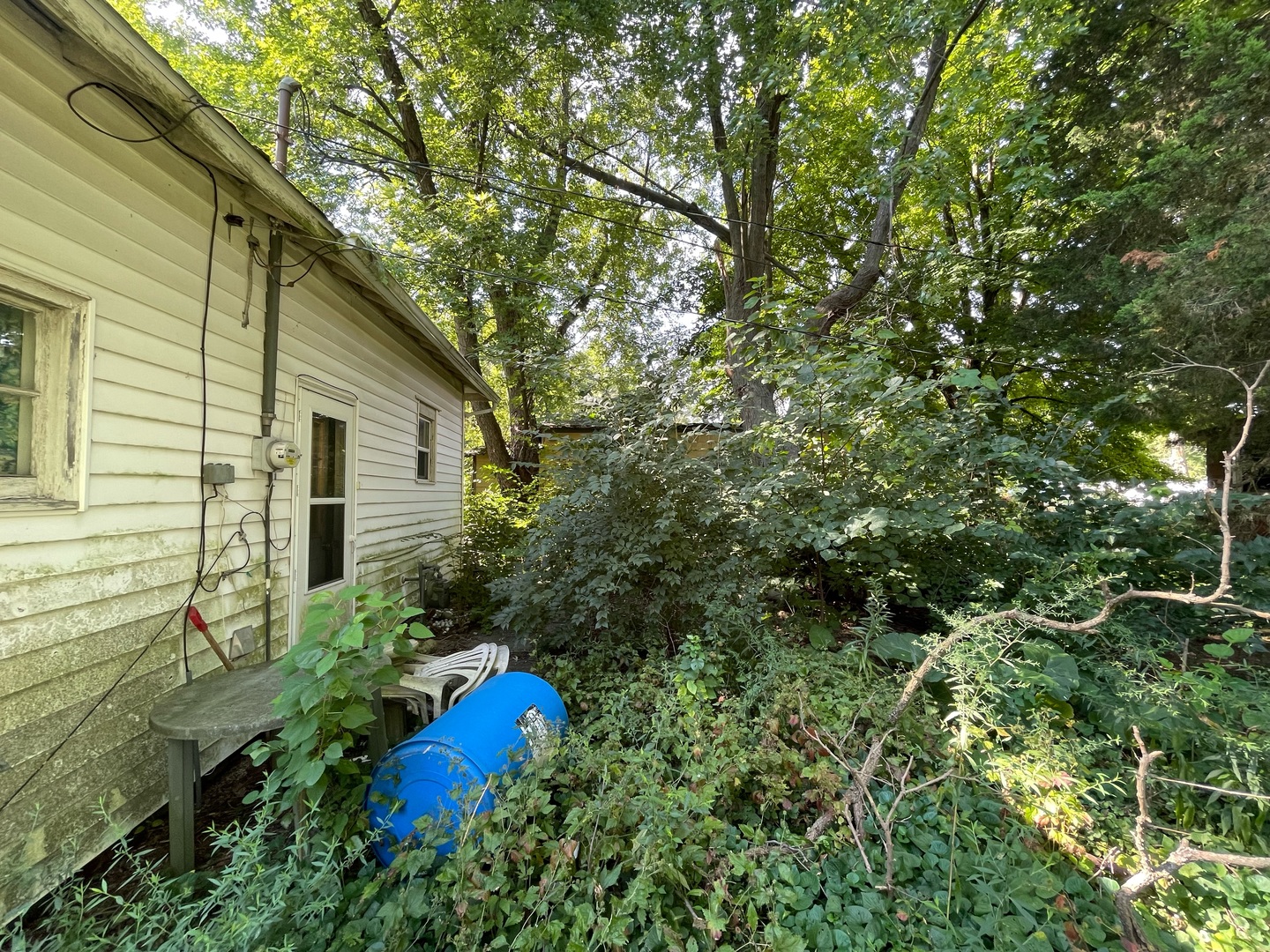 main property photo 10