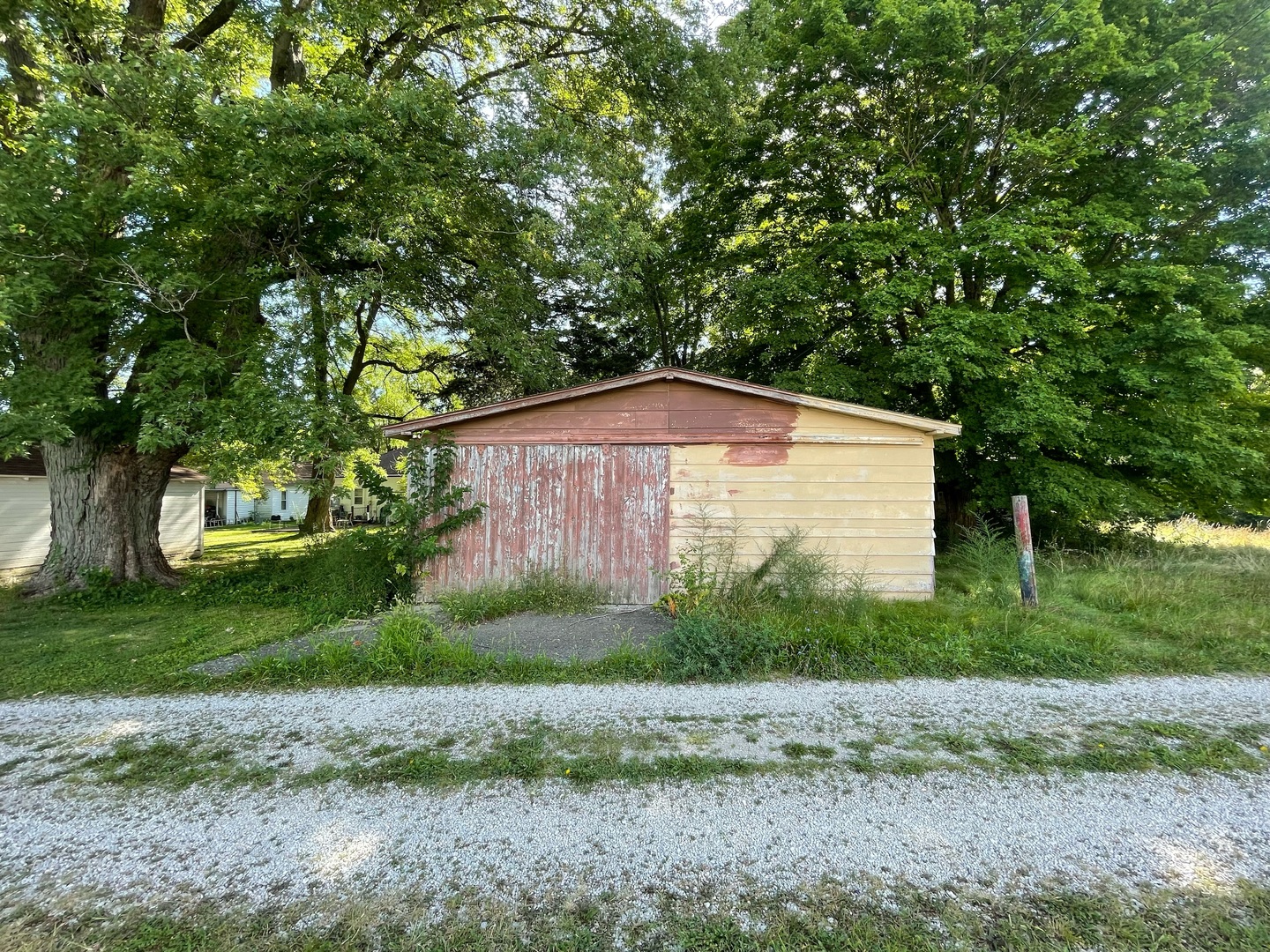 main property photo 6