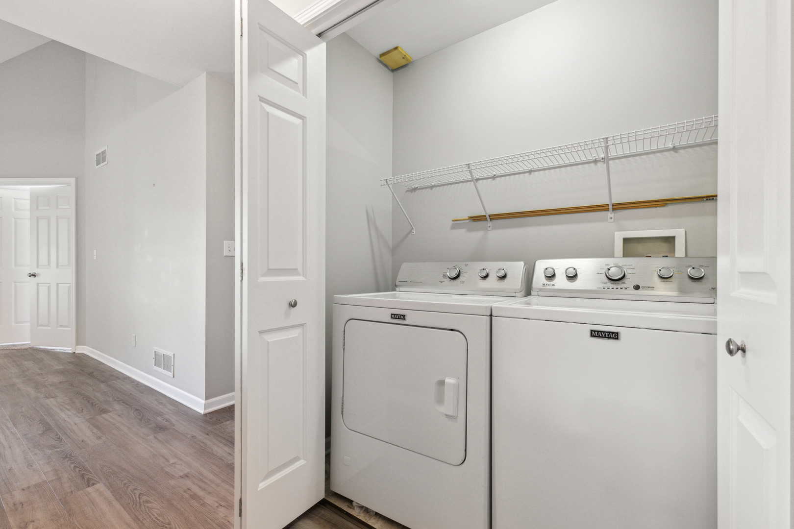 property viewer photo 15