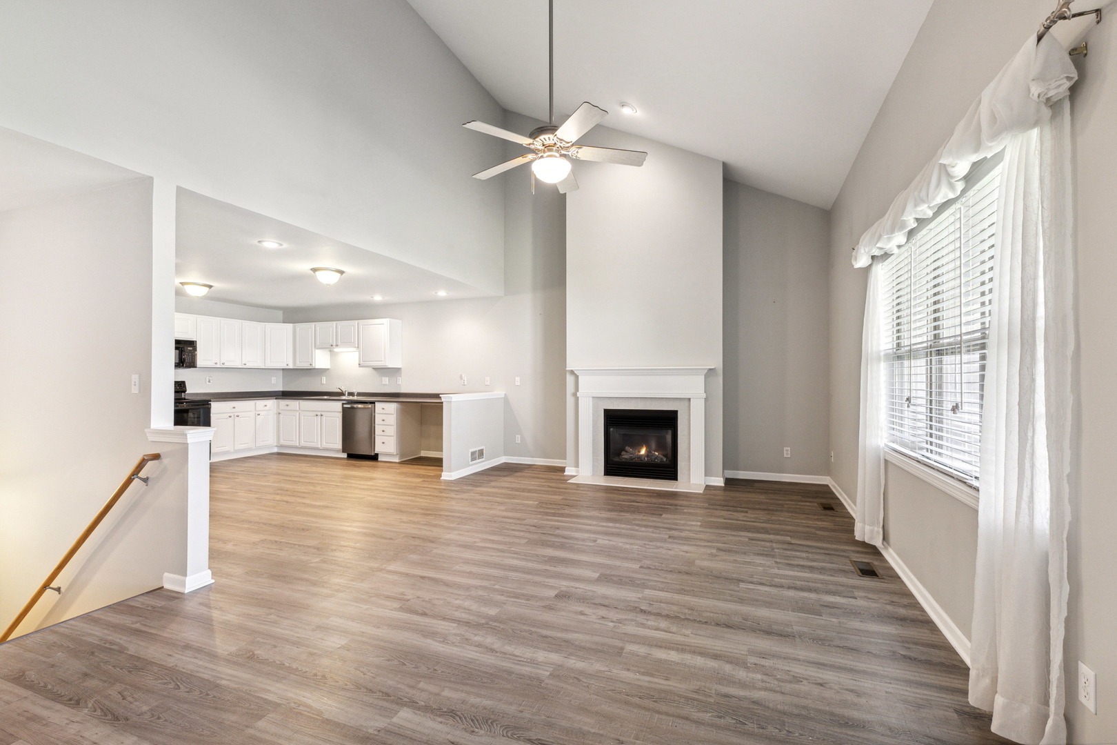 property viewer photo 4