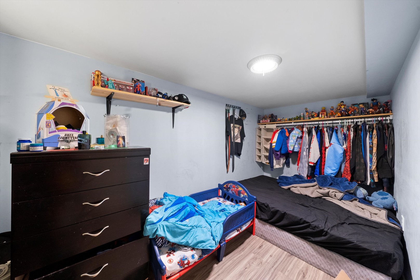 property viewer photo 5