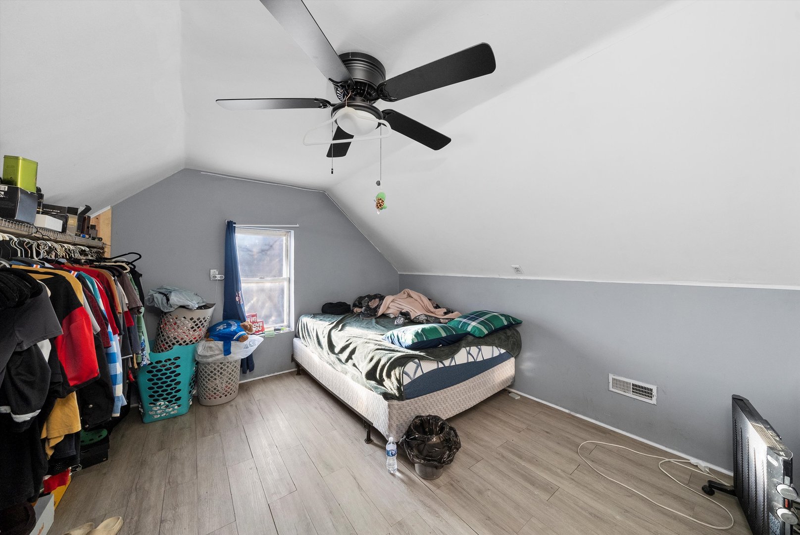 property viewer photo 7