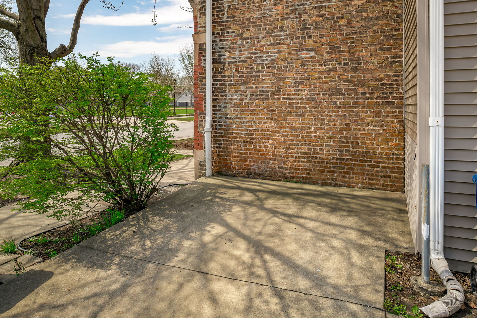 property viewer photo 25