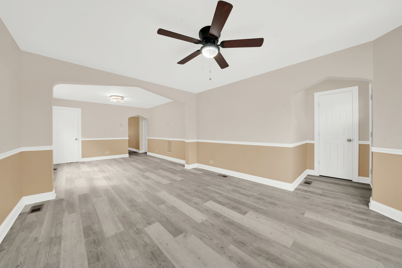 property viewer photo 12