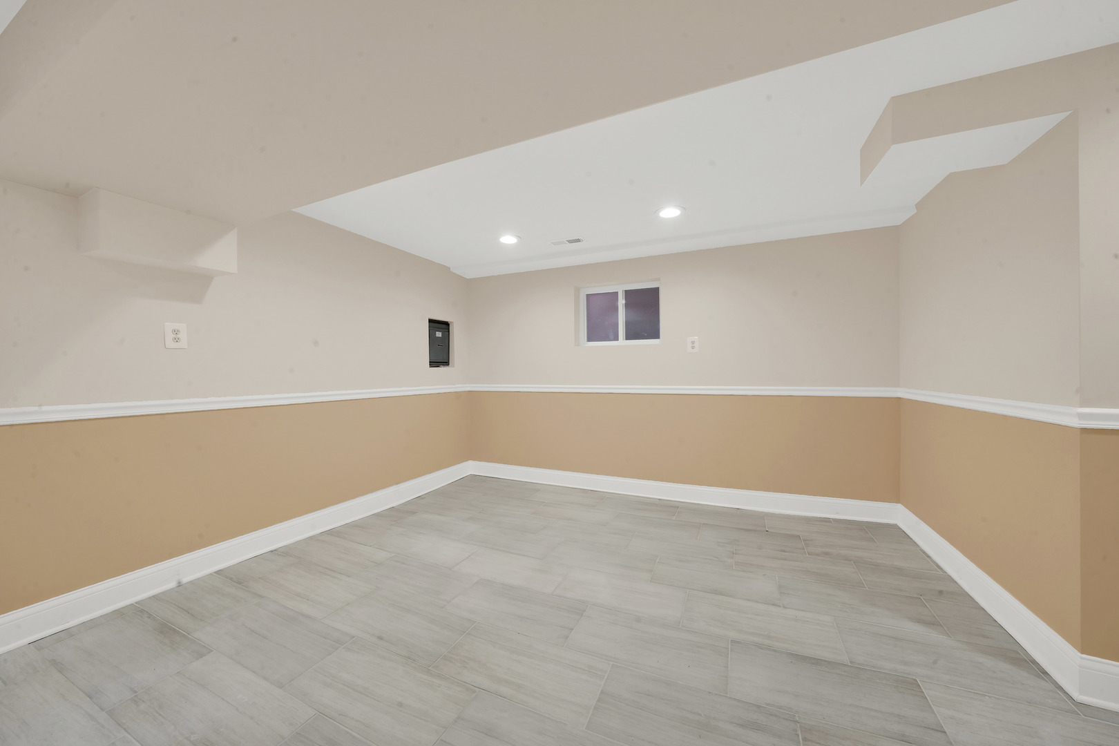 property viewer photo 26