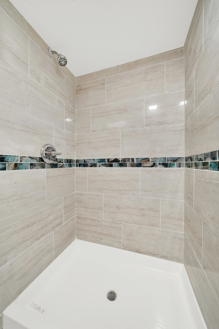 property viewer photo 29