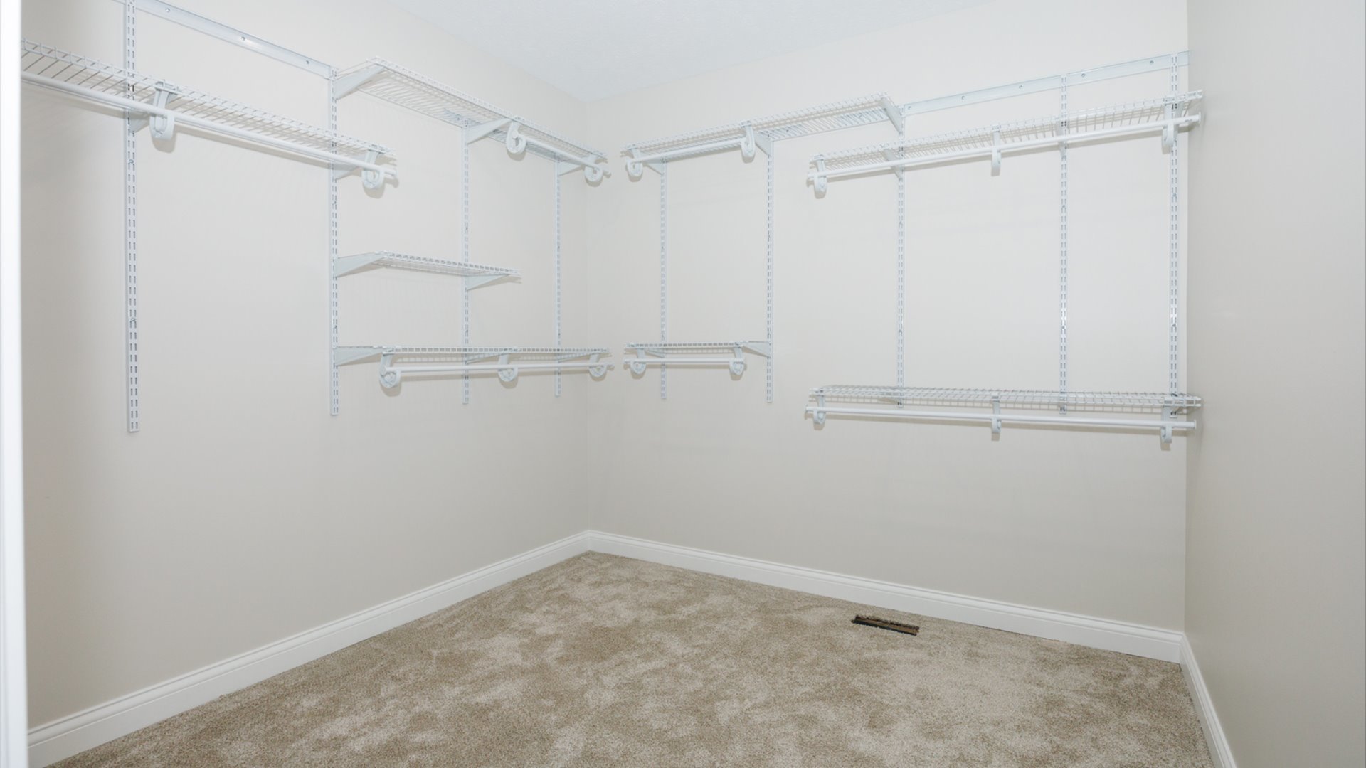 property viewer photo 22