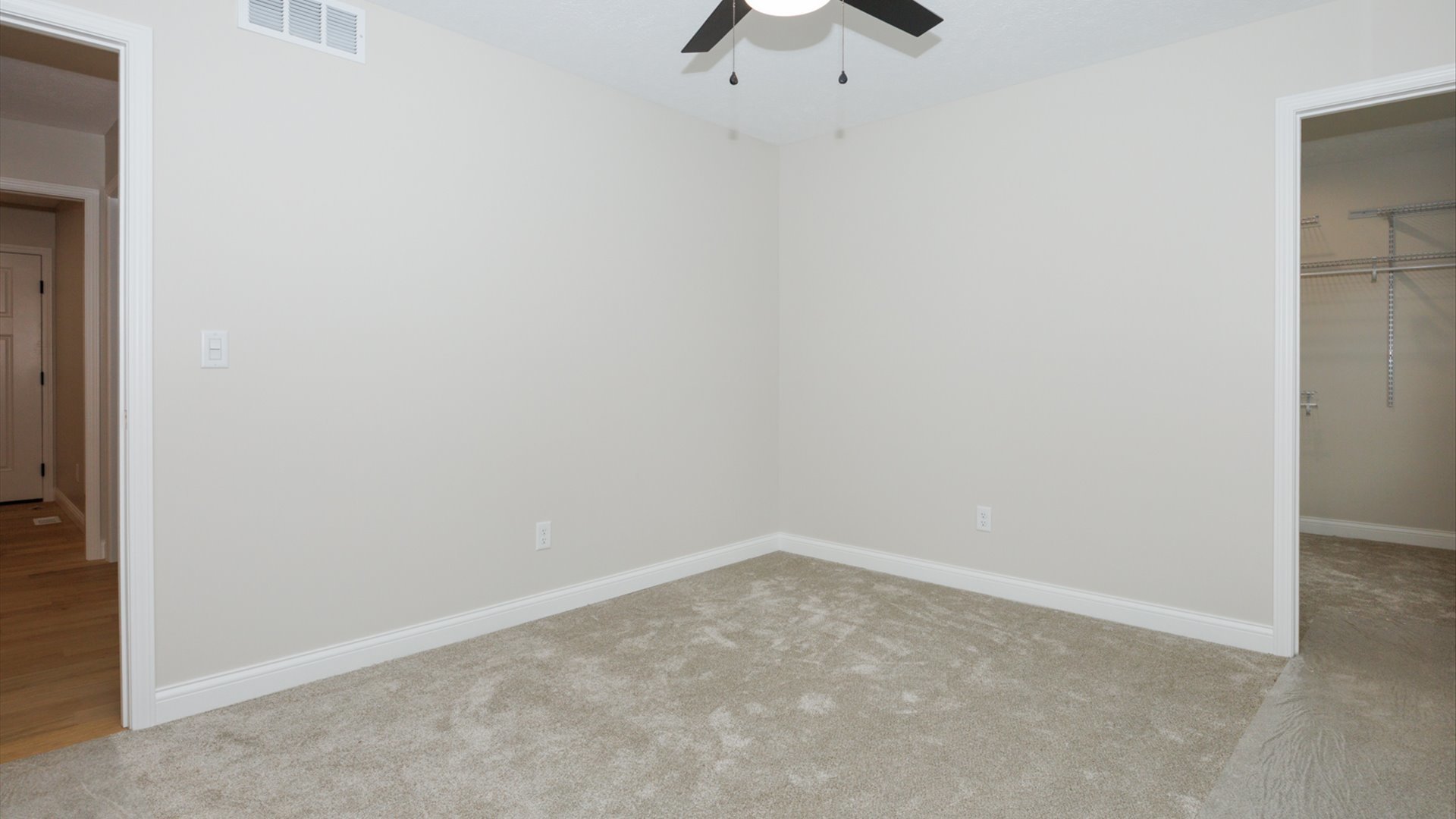property viewer photo 35