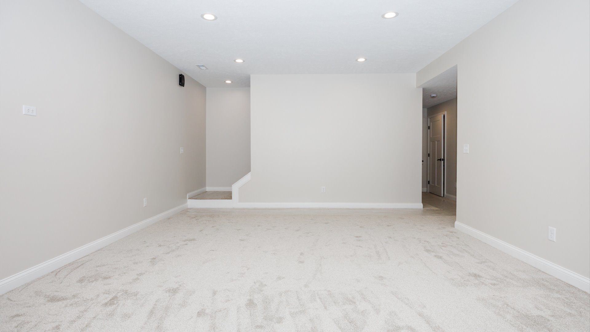 property viewer photo 42