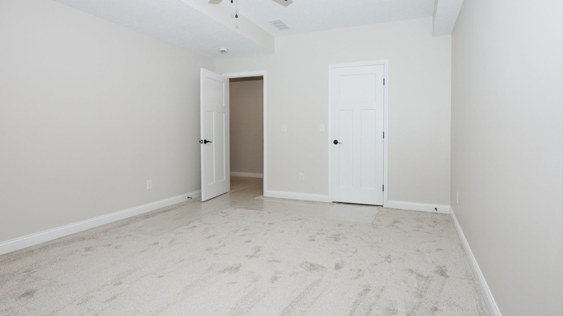 property viewer photo 47